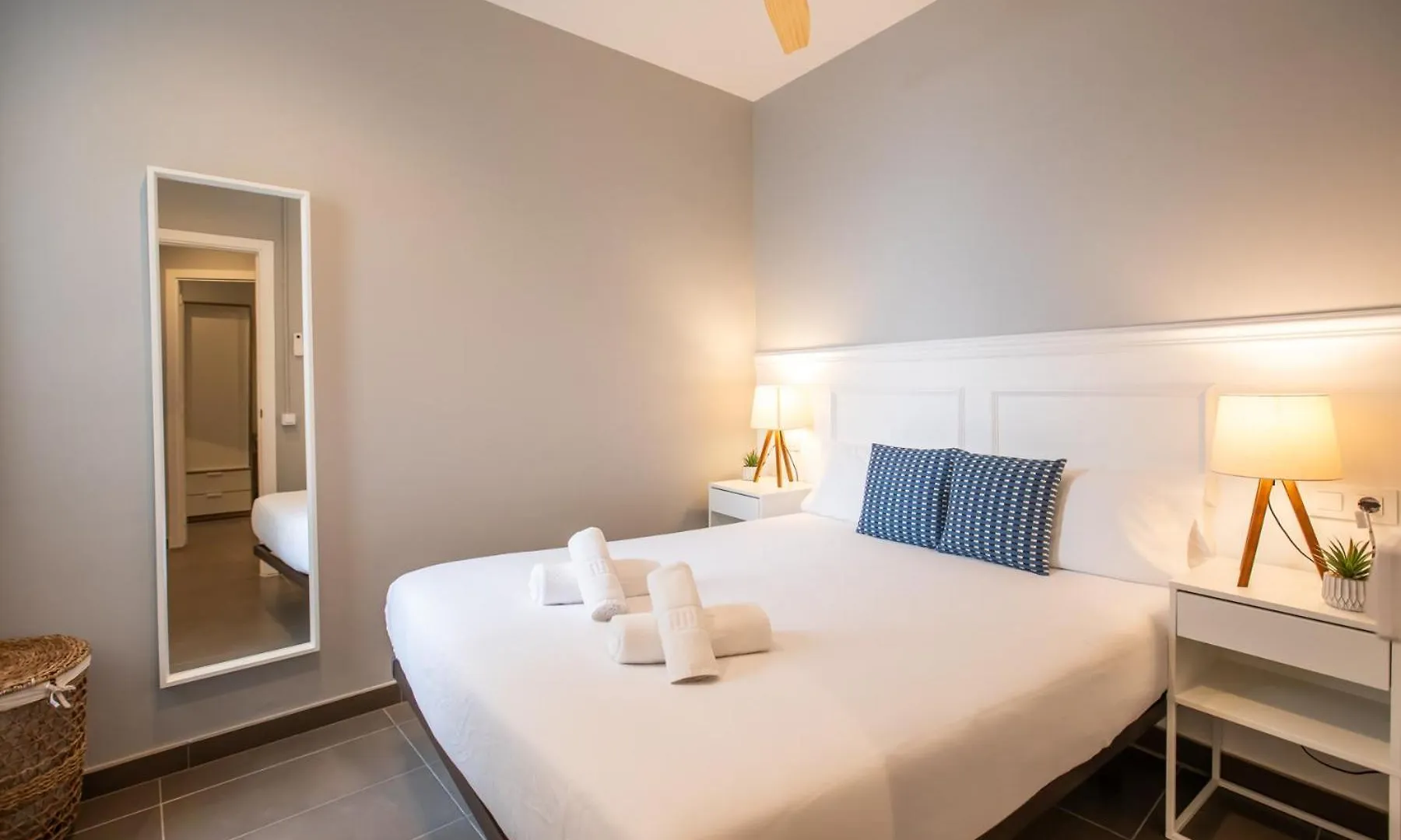 33Mal1082- Big 2Br Apartment Near Sagrada Familia Barcelona 0*,