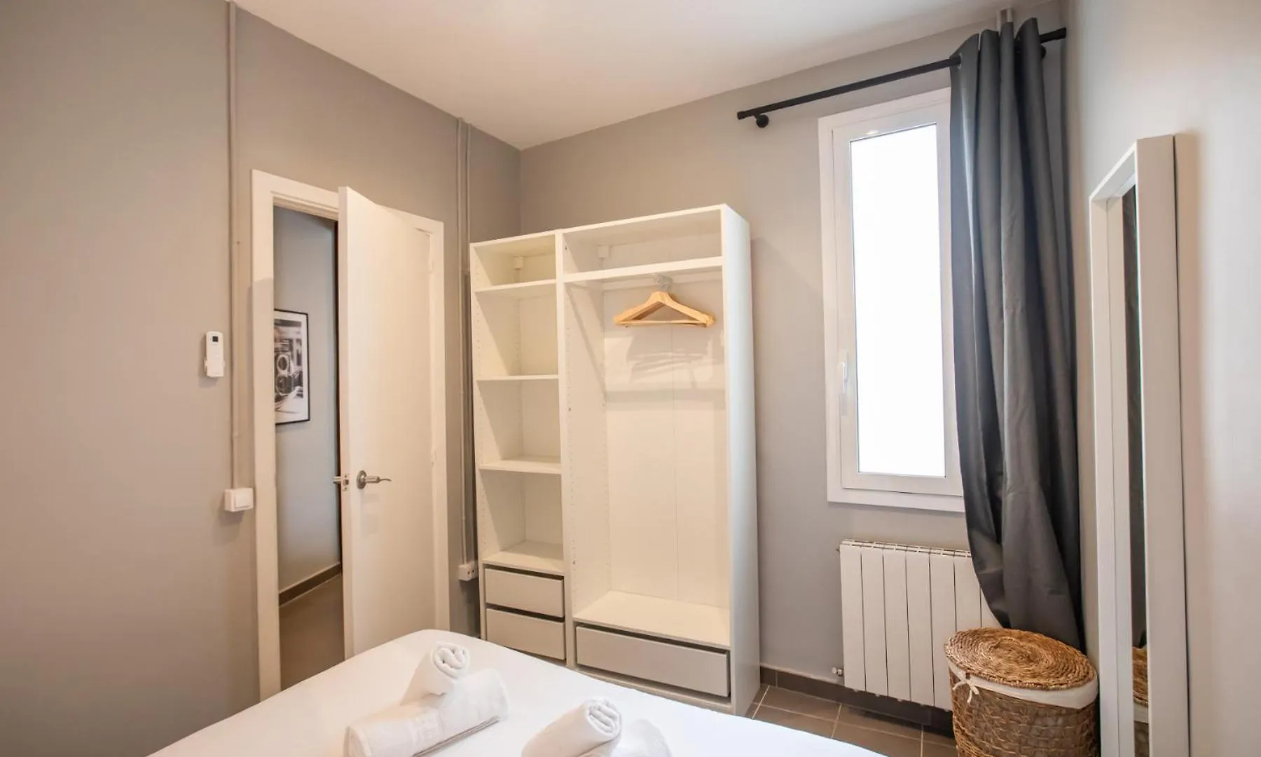 33Mal1082- Big 2Br Apartment Near Sagrada Familia Barcelona 0*,  Spain